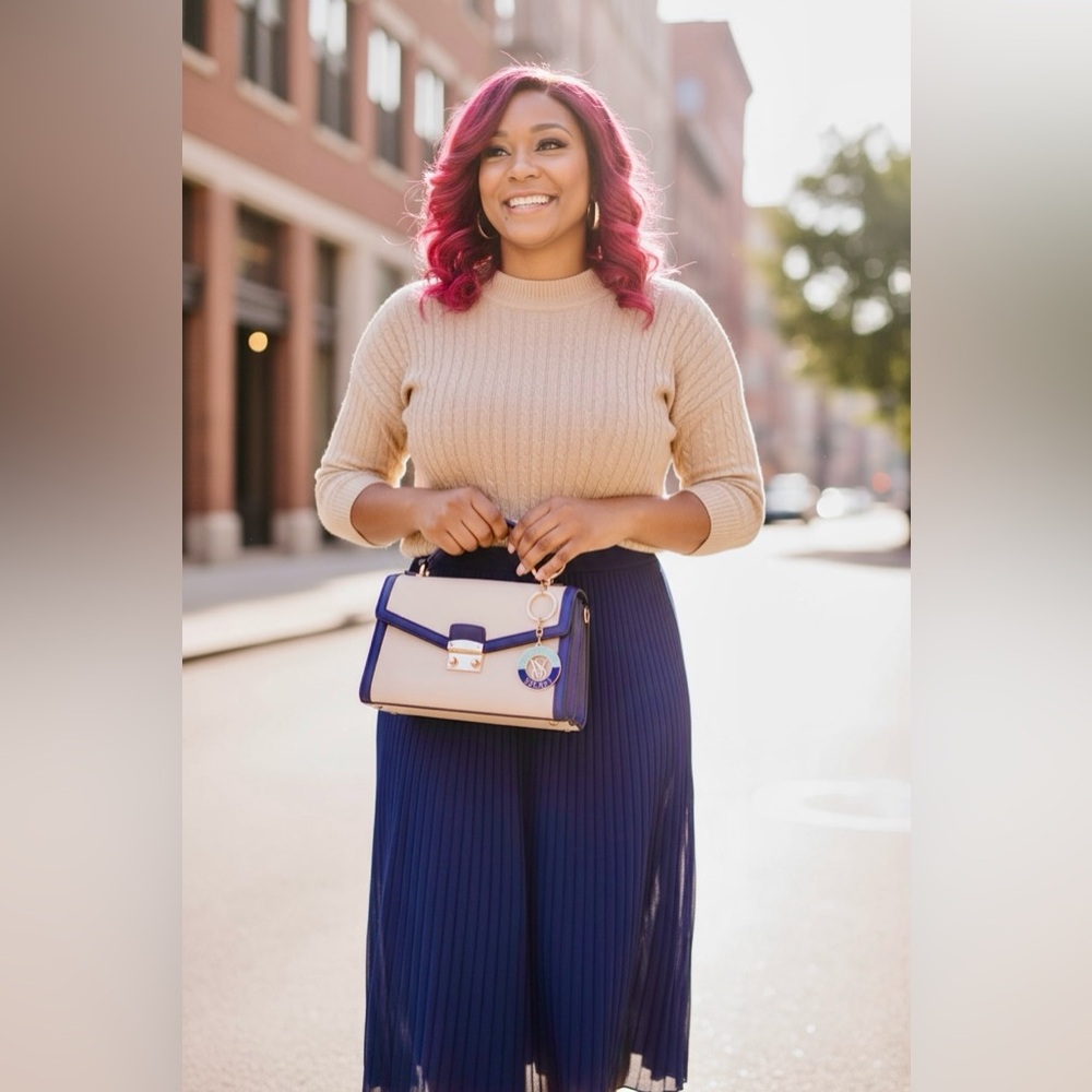 Victoria Secret Bag Charm Keychain, NWT - Picture 2 of 7